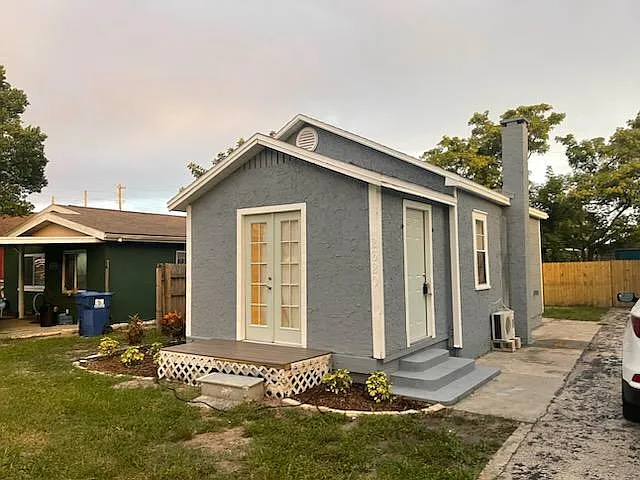 1 bed, 634 sqft, $1,649 — Photo 2
