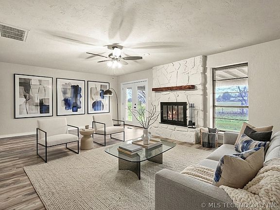 4th image of 15002 E Winding Creek Dr