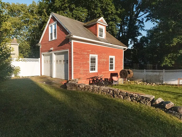 32 Lake Ave #0 — Photo 29