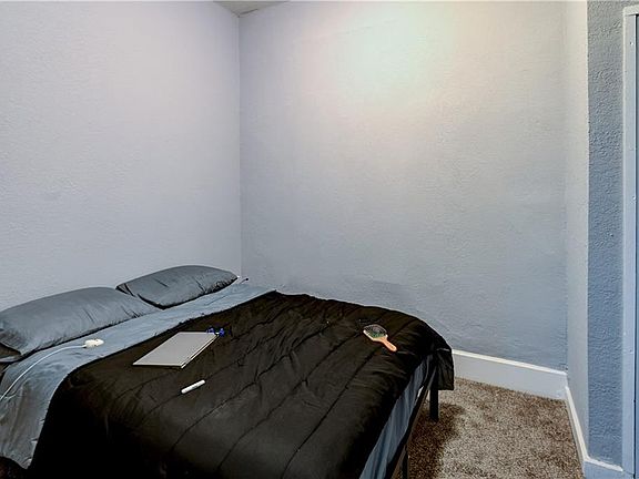 5th image of 709 Osage St