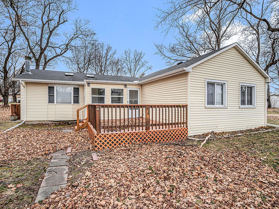 1st image of 52536 Lakeshore Dr
