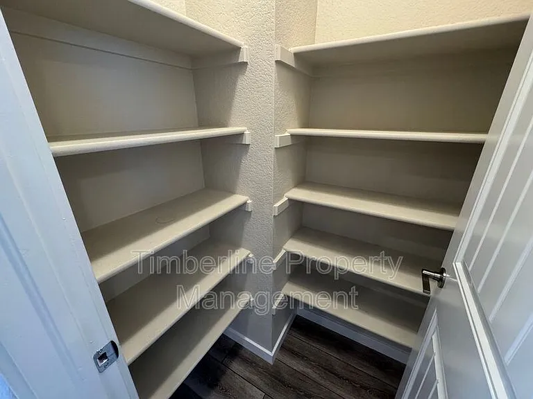7252 Cedarbrook Ln — Photo 10