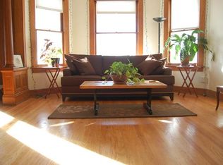 42 Summit Ave FLOOR 2, Albany, NY 12209