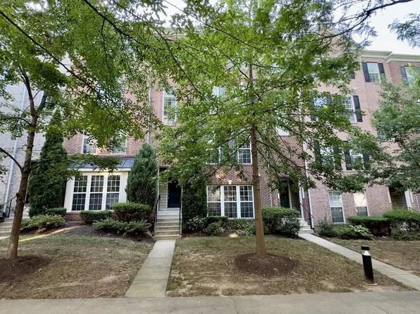 2314 Margraf Cir, Woodbridge, VA 22191