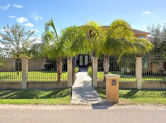 2nd image of 1026 Cottonwood Dr