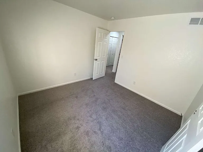19009 E Baker Pl — Photo 13