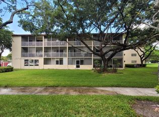 New Hampton At Century Vi, Hollywood, FL 33027