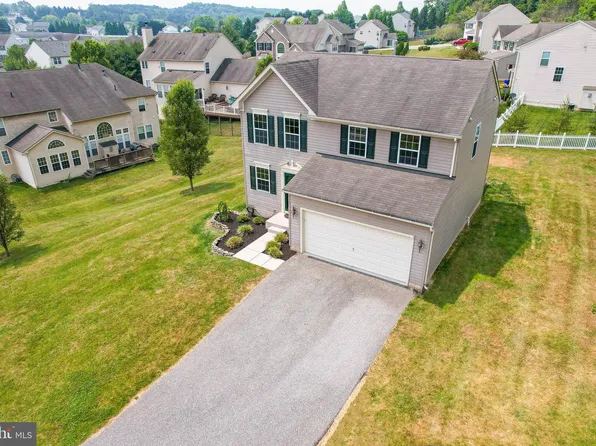 3226 Noss Dr, Manchester, MD 21102