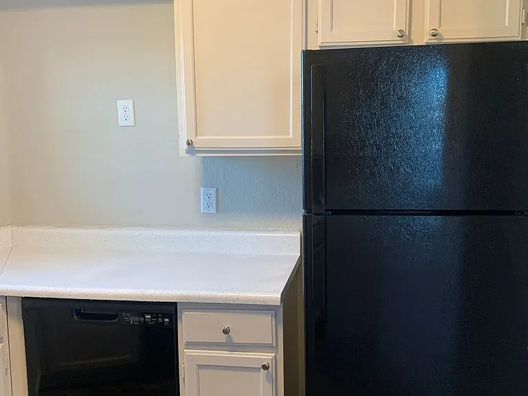 Saddlewood Apartments — Photo 49