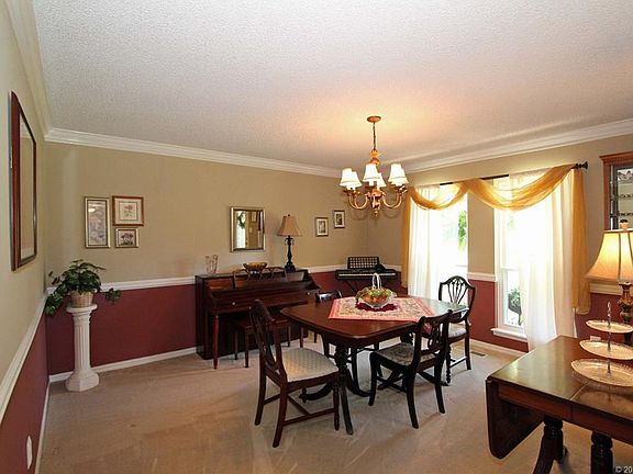 5th image of 11740 Lakeside Dr