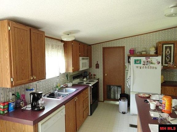2nd image of 466 County Road 139