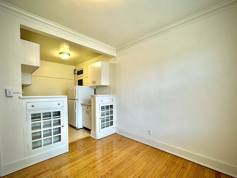 1710 N Prospect Ave — Photo 7