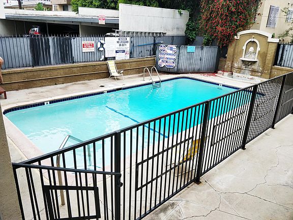 2nd image of 501 S Kingsley Dr APT 4
