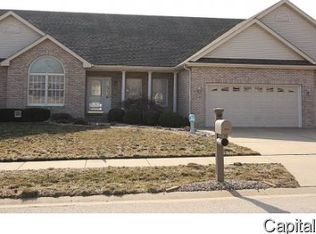 2100 Lake Crest Dr, Springfield, IL 62712