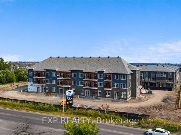 2376 Tenth Line Rd #212, Ottawa, ON K4A 2Z1