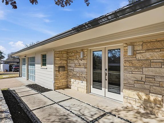 3rd image of 6470 Kirkwood Rd