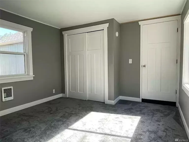 1507 Olympic Ave — Photo 8