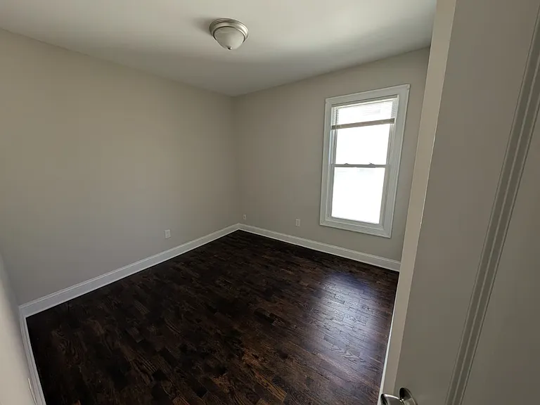 199-207 Howe Ave #203B — Photo 5