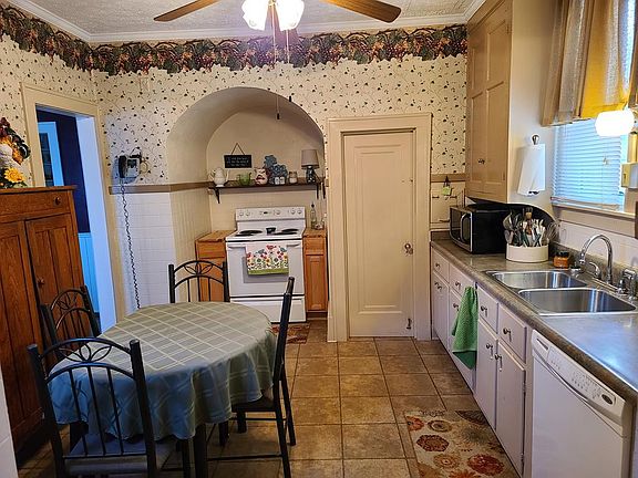 4th image of 1917 23rd St