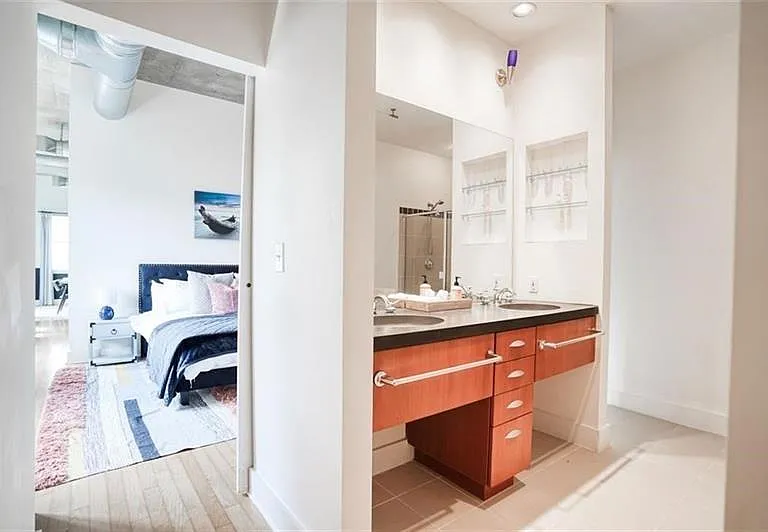 1058 Piedmont Ave NE #301 — Photo 15