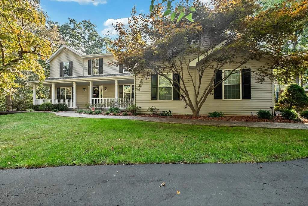 3740 Fort Knox Dr photo 1