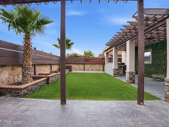 5th image of 3709 Loma Esteban Dr