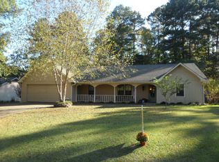 1195 E South St, Kosciusko, MS 39090