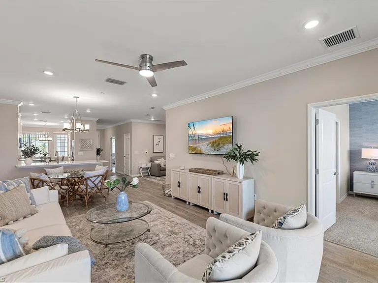 11781 Venetian Lagoon Dr #103 — Photo 20
