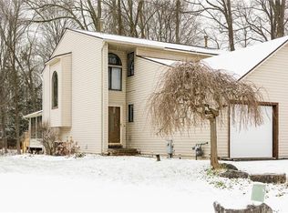 3955 Merganser Dr, Liverpool, NY 13090