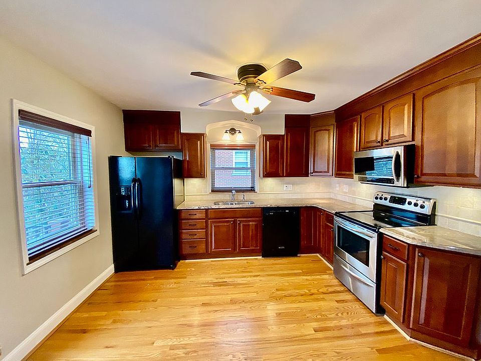 1st image of 51 W Crittenden Ave