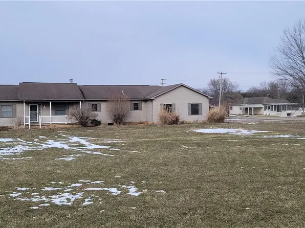 5017 State Route 250 NW, Beach City, OH 44608