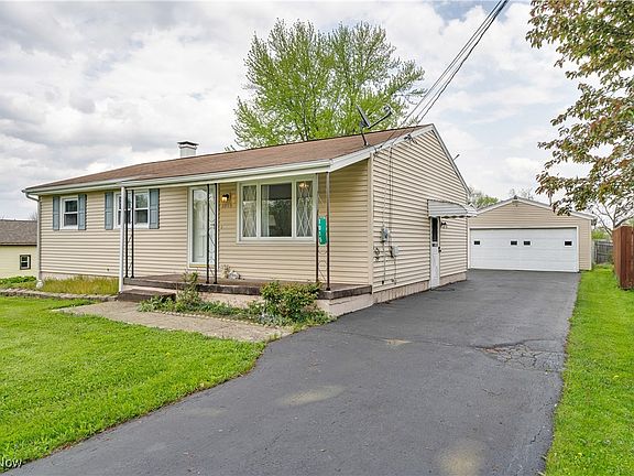 4th image of 1015 Annabelle St