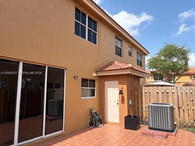 8423 S Northwest 138th Ter #2802 — Photo 21