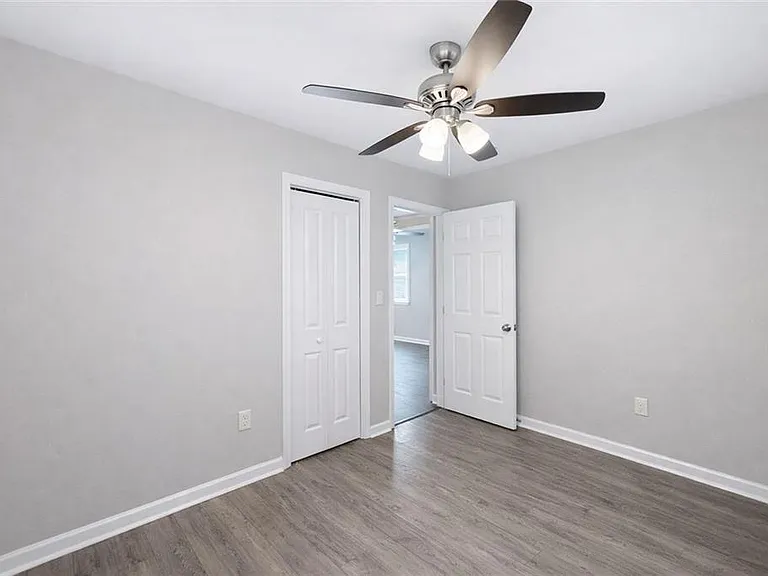 2146 Brookview Dr NE — Photo 9