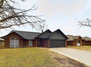 2101 Timberview Dr, Edmond, OK 73013