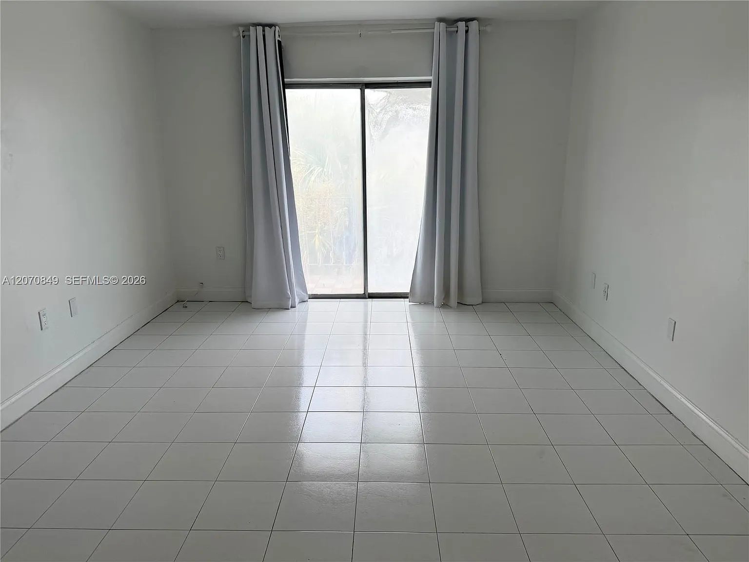 Tempo Condo Ph I — Photo 3