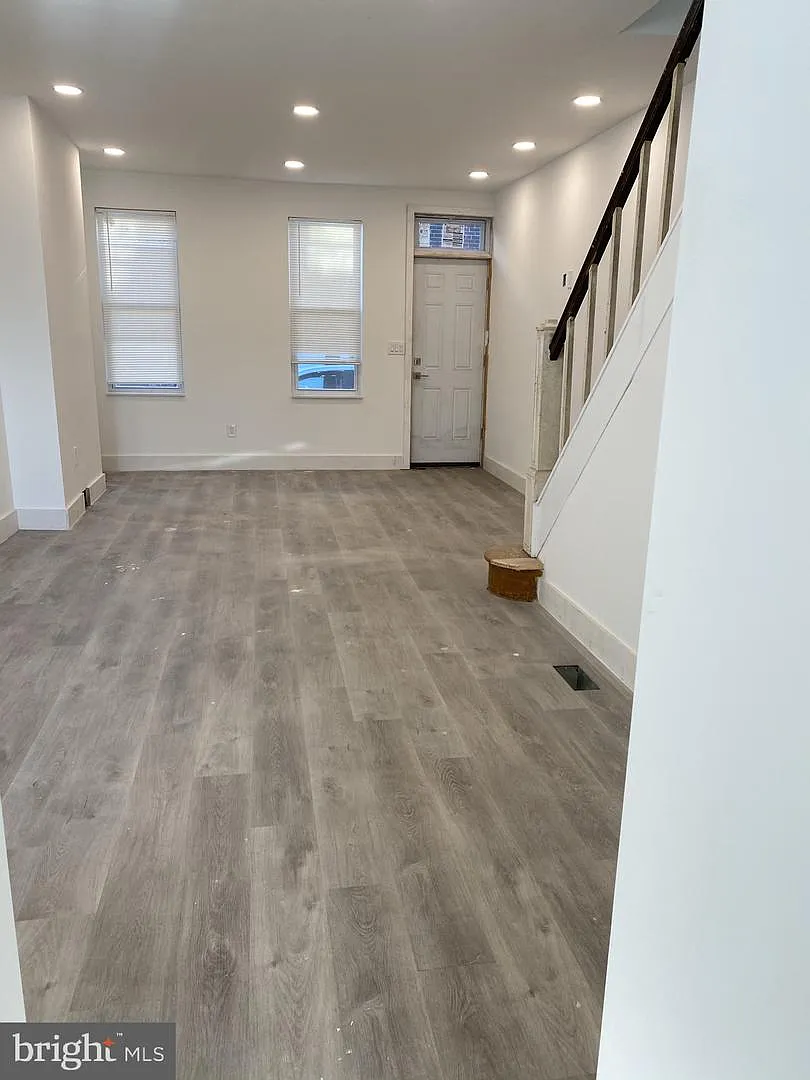 2 bed, 840 sqft, $1,500 — Photo 4