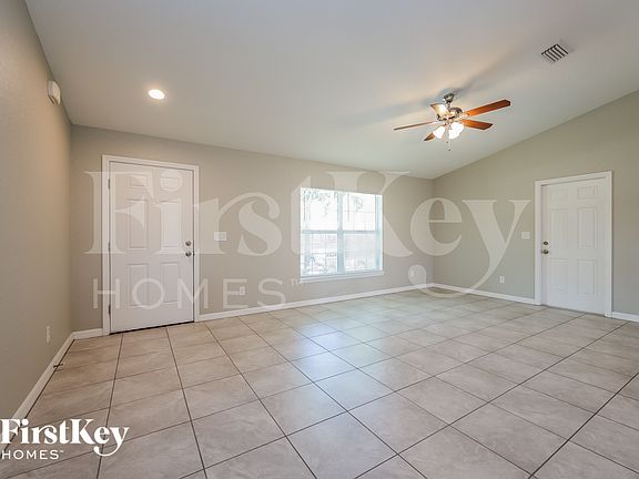 4th image of 13057 Feldman Ave