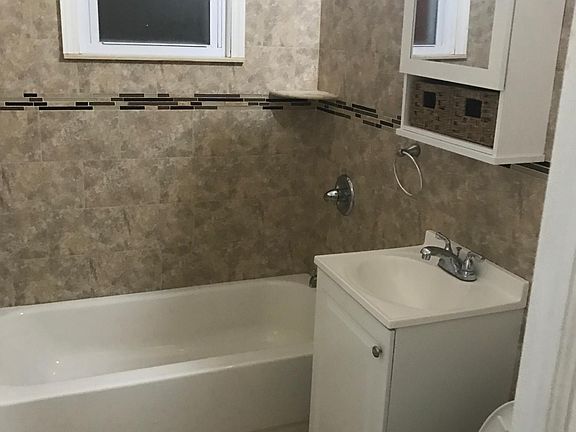 2nd image of 390 2nd Ave W APT 2