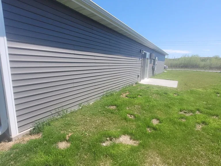 5282 Christopher Dr — Photo 17