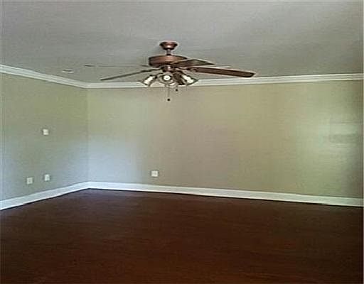 3rd image of 8 Villa Cove Dr