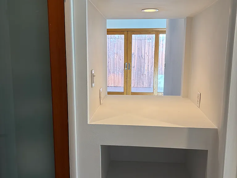 1400 N Hayworth Ave #11 — Photo 35