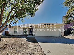1006 Flamewood Dr, Arlington, TX 76001