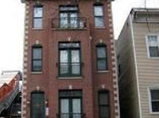 1535 N Hudson Ave #1, Chicago, IL 60610
