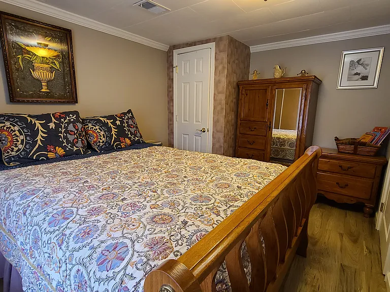 701 W Cherokee St — Photo 25