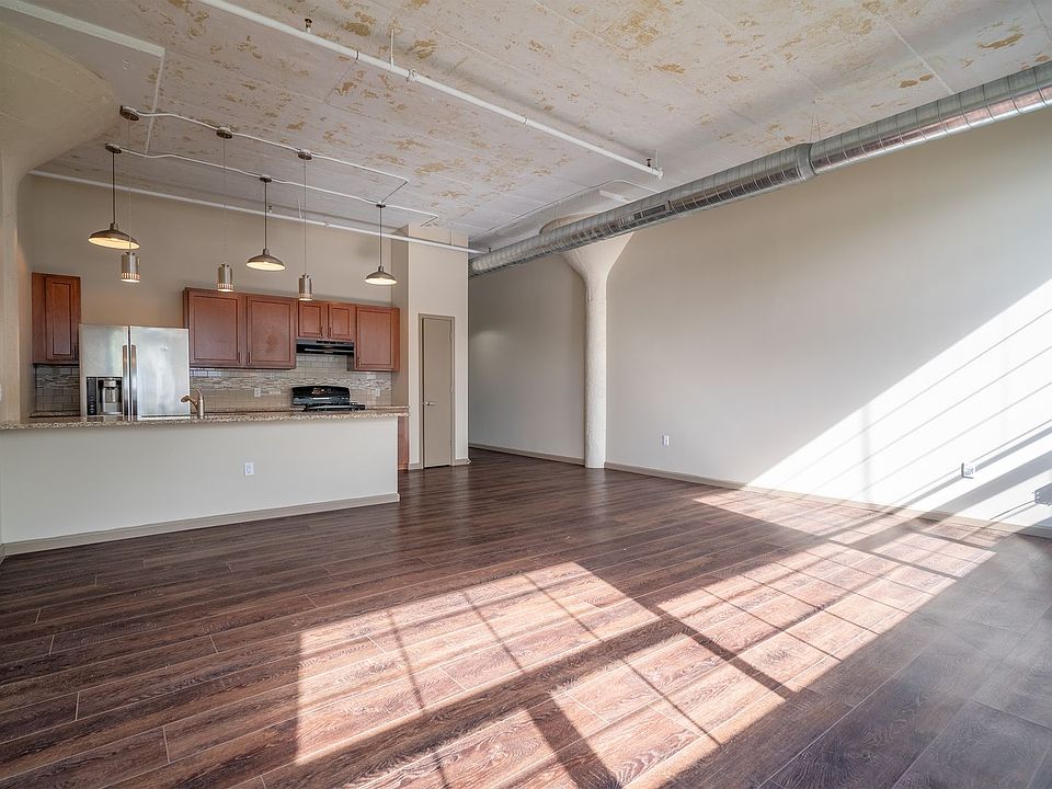 1st image of 550 Seneca St APT 309