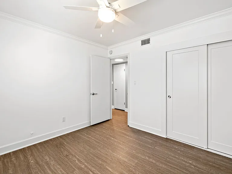 23125 Adolph Ave — Photo 32