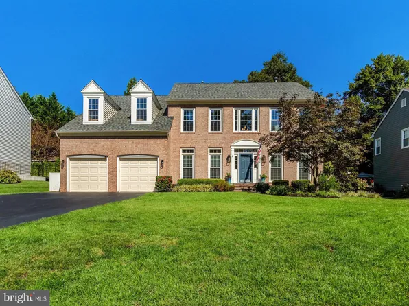 7834 Preakness Ln, Fairfax Station, VA 22039