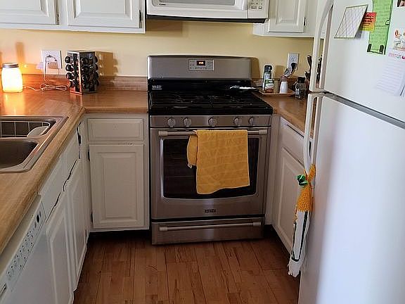 Kitchen with new gas stove