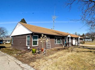 333 E Ontario St, Omro, WI 54963